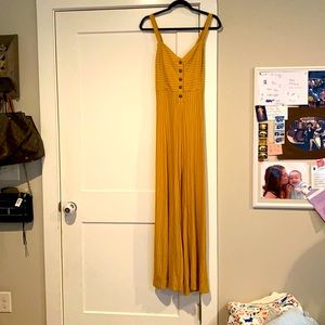 NWT jumper bow tie in back white stripes